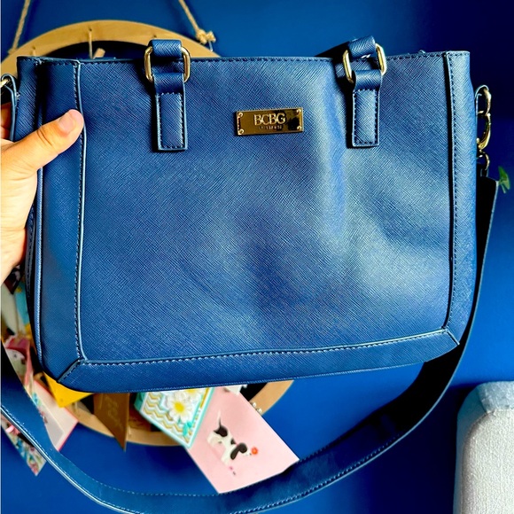 BCBG Handbags - BCBG LARGE CROSSBODY BAG